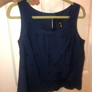 Jessica Simpson tank top